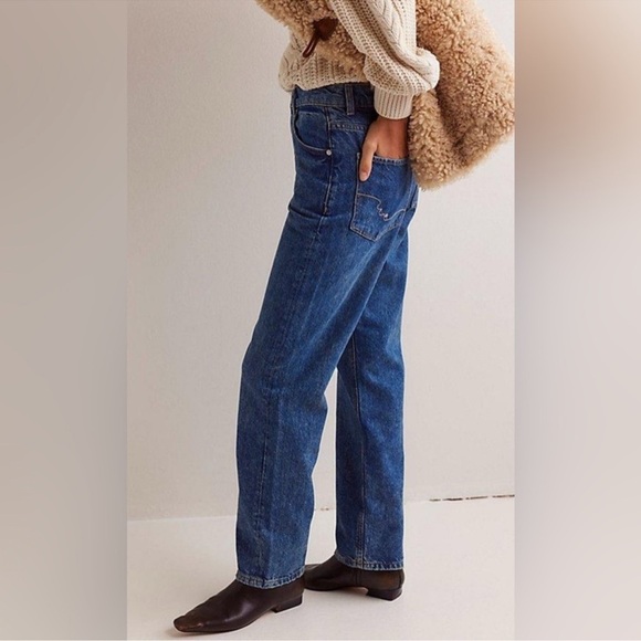 NWT Free People We the Free Zane Relaxed Slim Straight Jeans Mellow Blue 28 - Picture 12 of 12